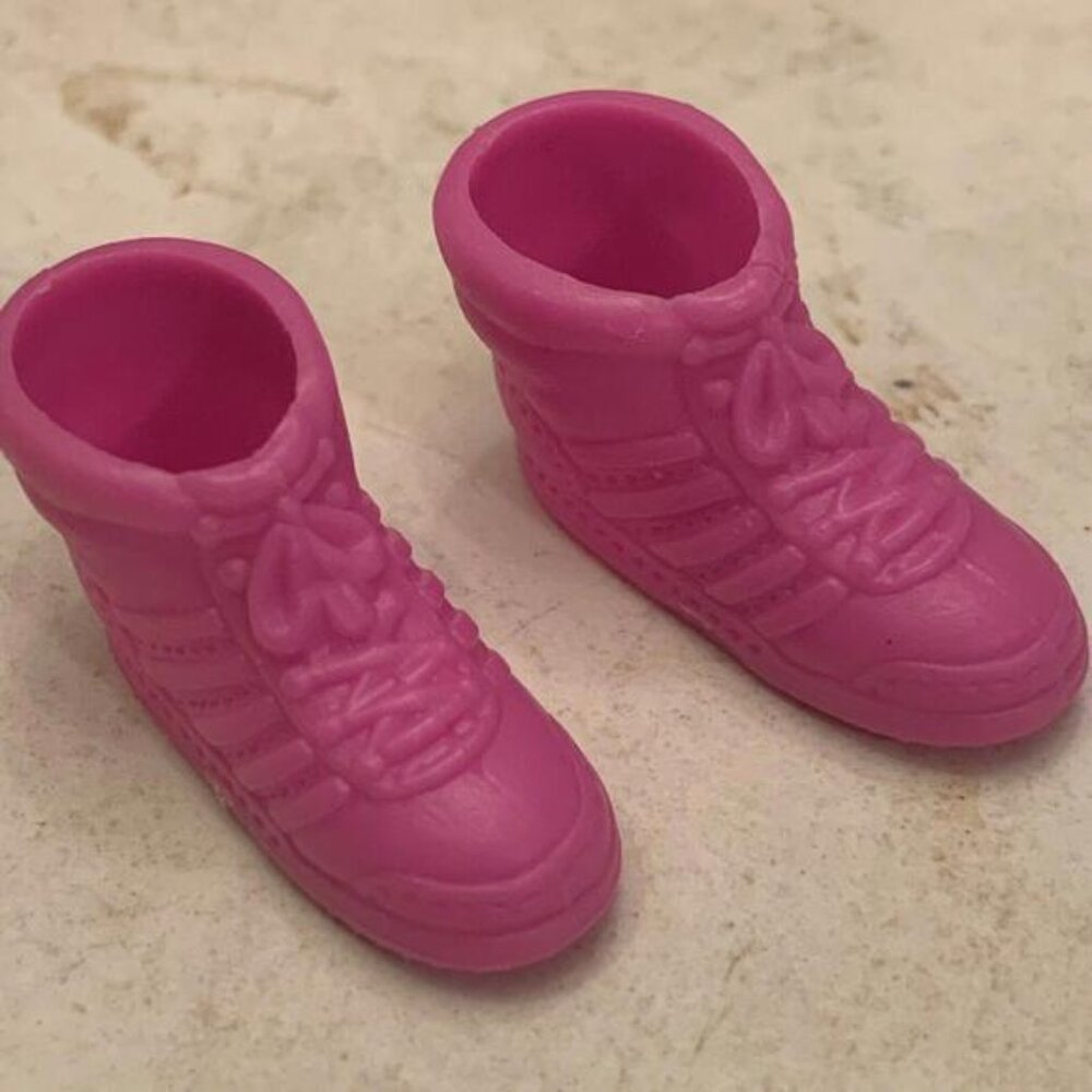 Barbie Sister Skipper Chelsea Doll Pink High Tops Sneakers Flat Foot Shoes